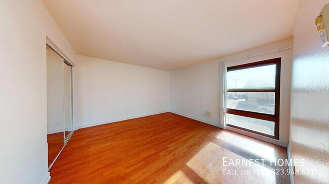 Building Photo - 7777 W 91st St