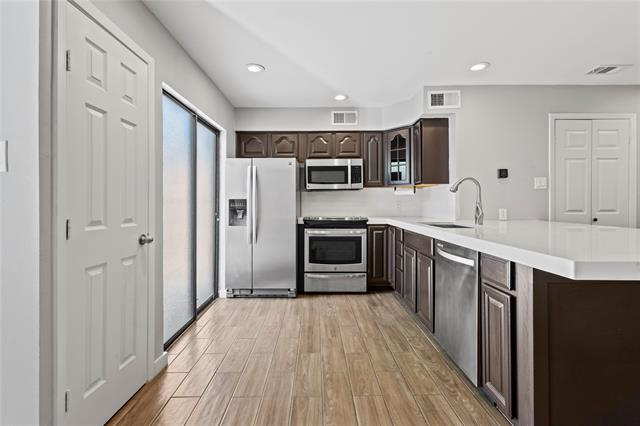 Building Photo - 4371 Madera Rd