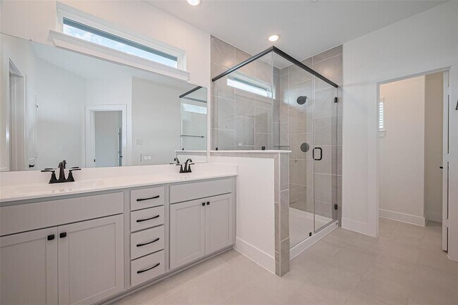 Building Photo - 7746 Meadow Mouse Ln