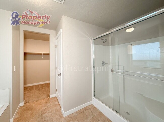 Building Photo - 11398 W Belgrave St