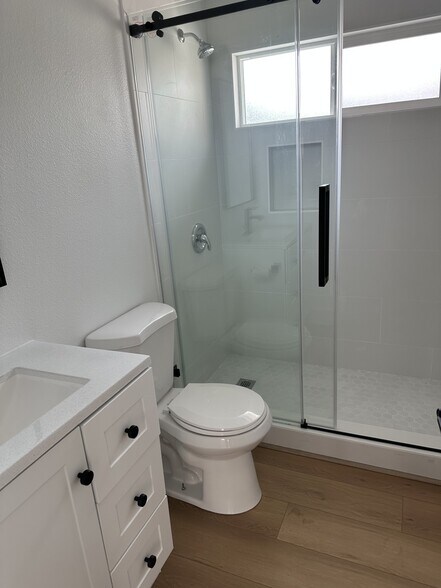 Building Photo - 14601 Lofty St