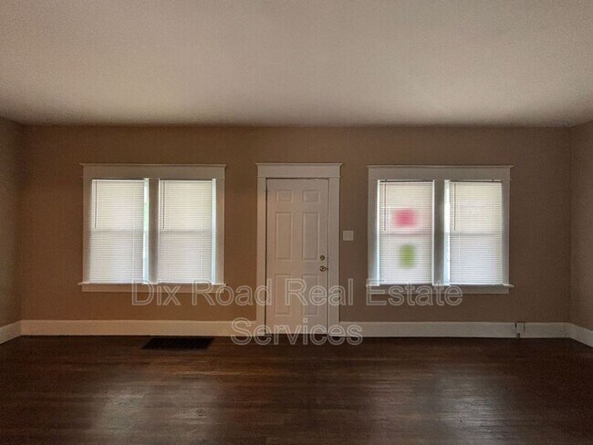 Building Photo - 2310 S Sutphin St