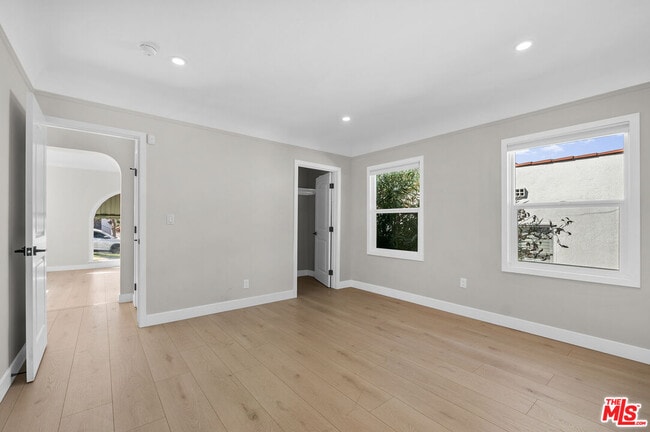 Building Photo - 2214 Benecia Ave