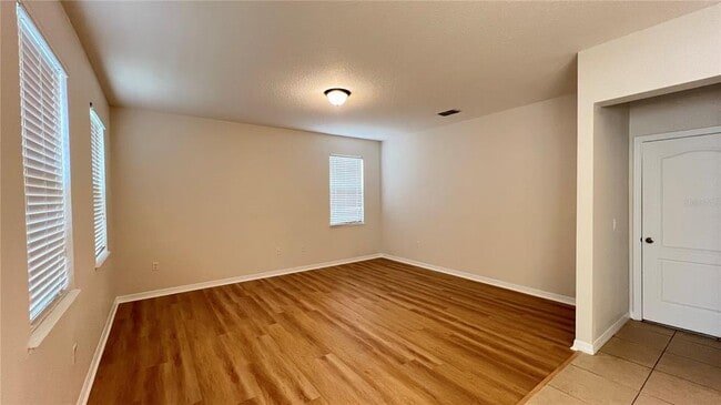 Building Photo - 16048 Yelloweyed Dr