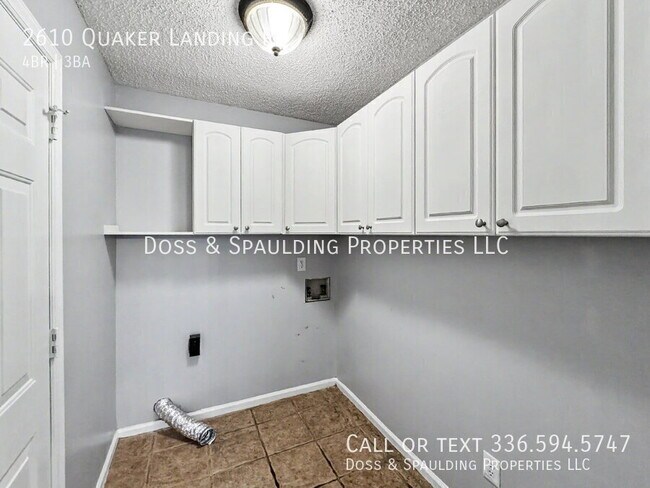 Building Photo - 2610 Quaker Landing Rd