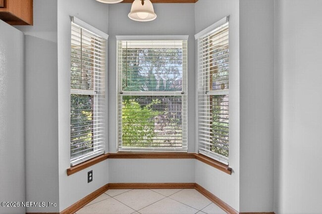 Building Photo - 1914 St Marys Ct