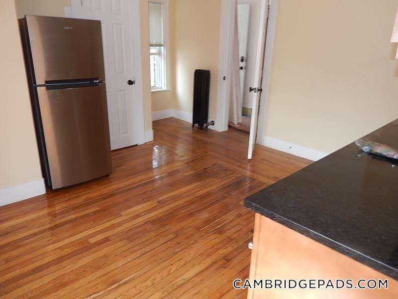 Building Photo - 5-7 Blake St.