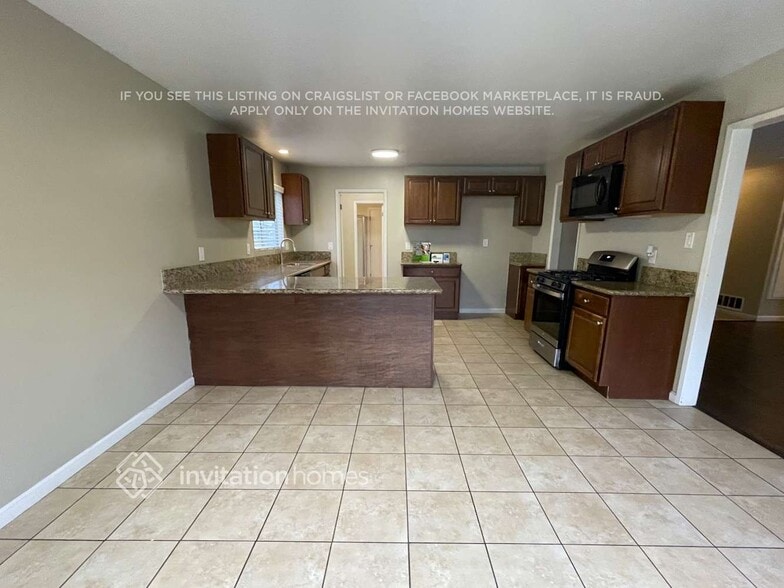 Building Photo - 19408 Northwood Ave