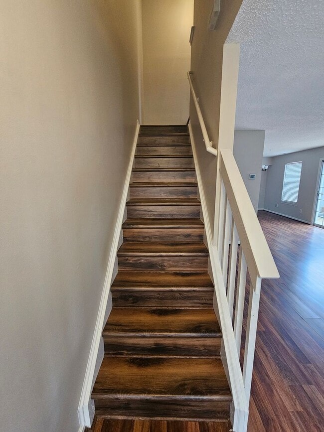 Building Photo - Lake Smith Condos