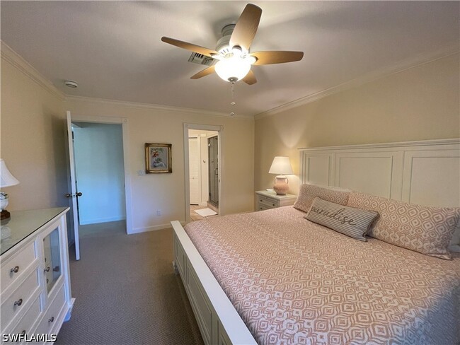 Building Photo - 254 6th Ave S