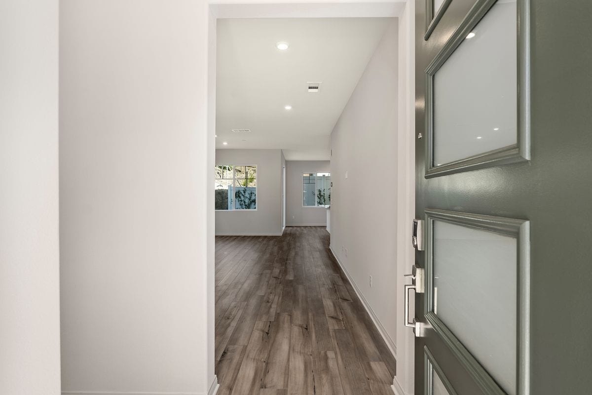 Building Photo - 1523 Wingwood Ln