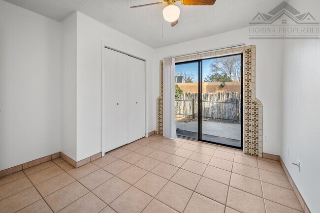 Building Photo - Santa Fe Charm on Camino Capitan