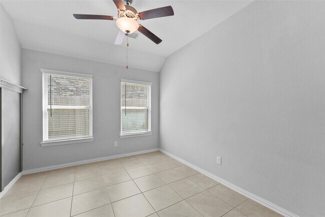Building Photo - 8847 Morning Glow Dr