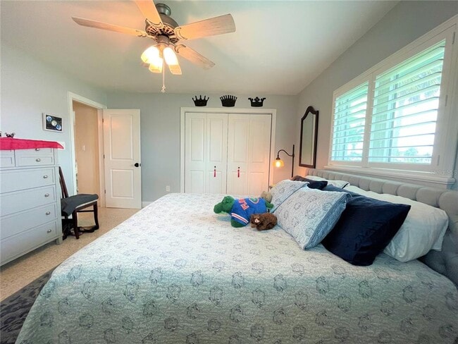 Building Photo - 17045 Dolphin Dr