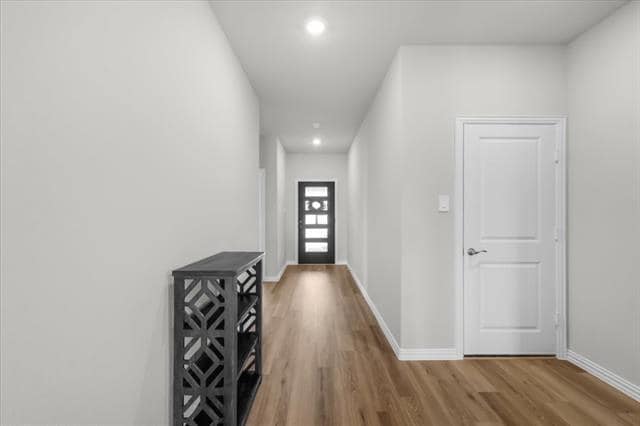 Building Photo - 6653 Vly Lk Ln