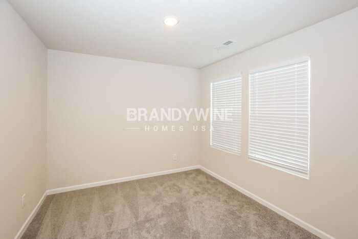 Building Photo - 309 Centre St