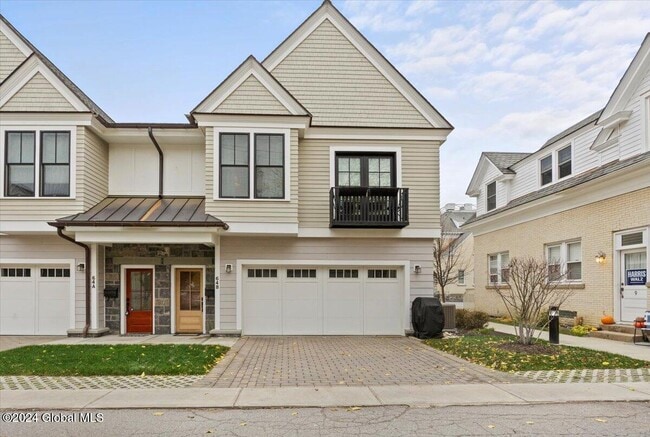 Building Photo - 64 North Ln