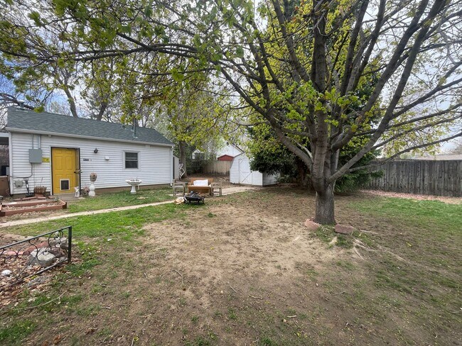 Building Photo - 4655 Pierce St