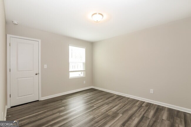 Building Photo - 4054 Kendrick Cir