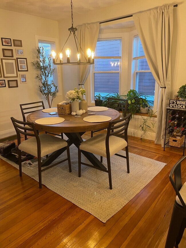 Dining room - 20 Princeton St