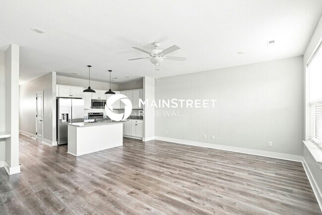 Building Photo - 3 Bedroom Pet-Friendly Home in Gallatin, TN with Main Street Renewal