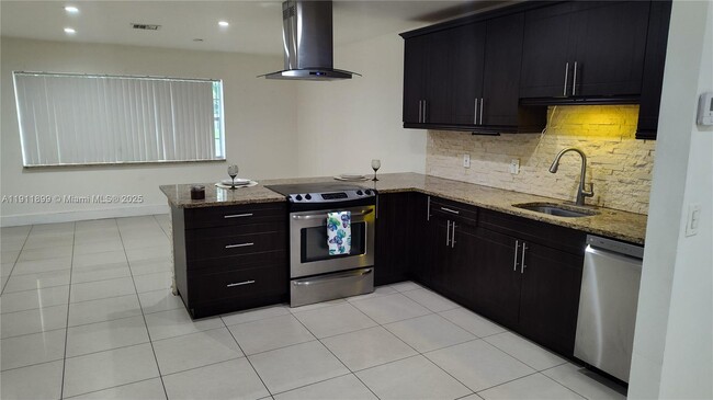 Building Photo - 118 Bobwhite Rd