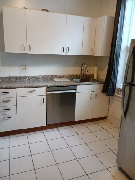 New dishwasher - 1507 N Elston Ave