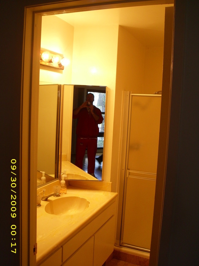 Building Photo - 7740 Redlands St