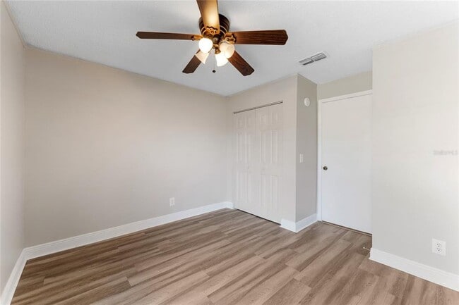 Building Photo - 5201 Bellefield Dr