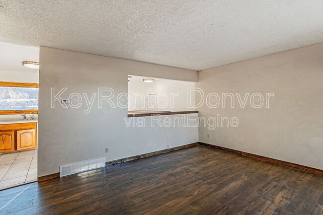 Building Photo - 16508 E Wesley Ave