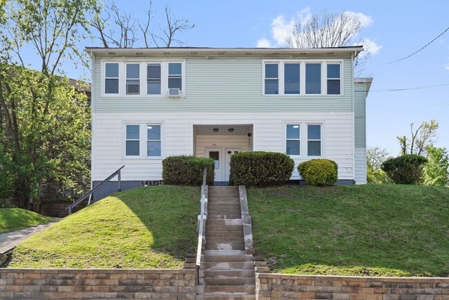 Building Photo - 348-350 Wyoming Street