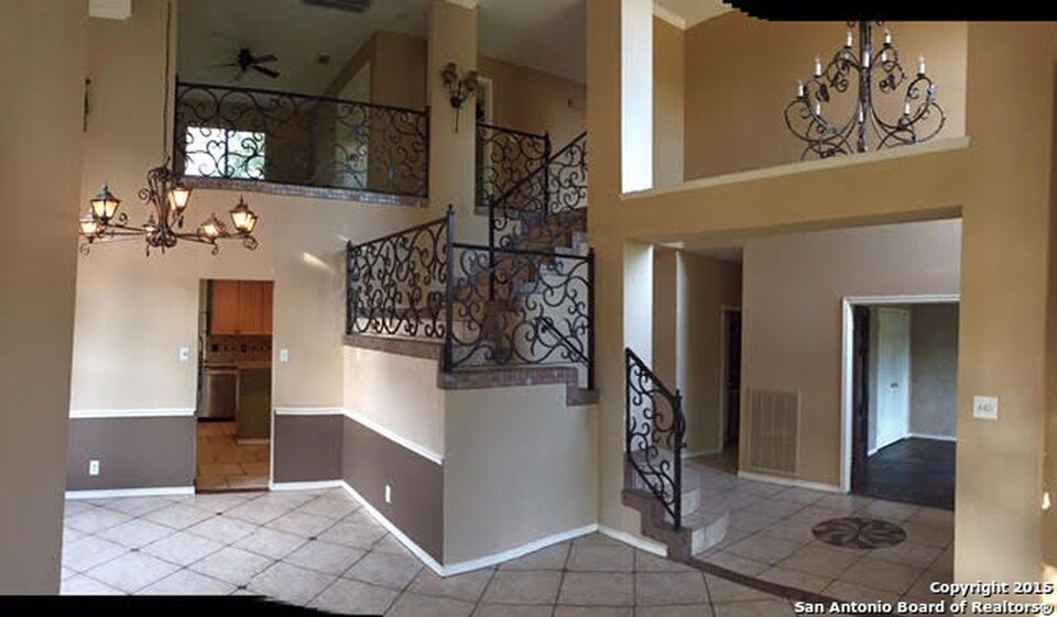 Building Photo - 9835 Ramblin River Dr