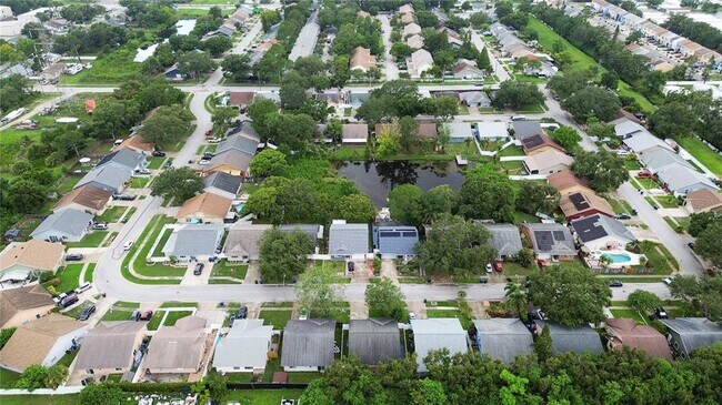 Building Photo - 1713 Whispering Dr E