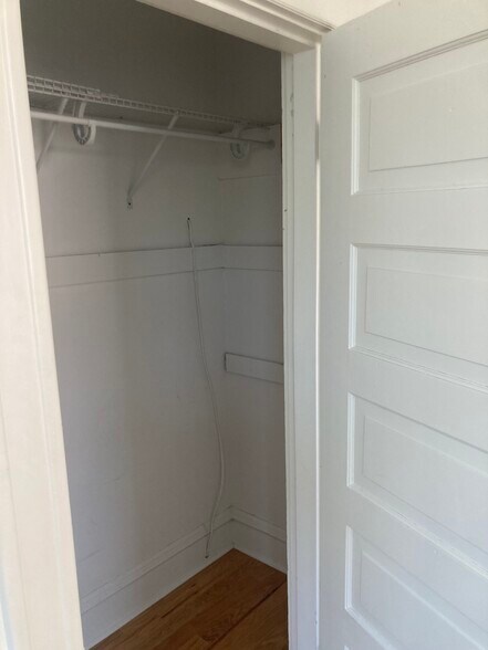 Building Photo - 3784 Washington St