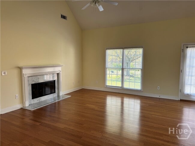 Building Photo - 1040 Willowynd Point