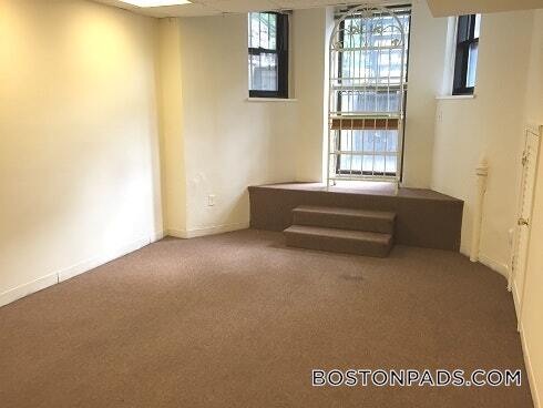 Building Photo - 475 Commonwealth Ave
