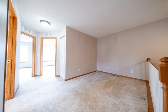 Building Photo - 799 Cobblestone Way