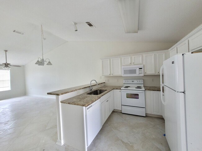 Building Photo - 9623 Cobblebrook Dr