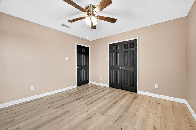 Building Photo - 926 Seabourne Meadow Dr