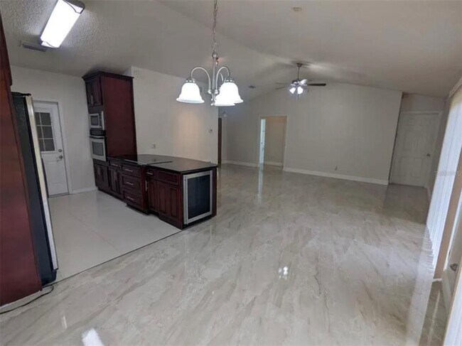 Building Photo - 1065 Brielle Ct