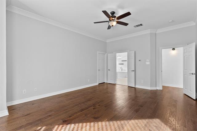 Building Photo - 706 Dover Pl