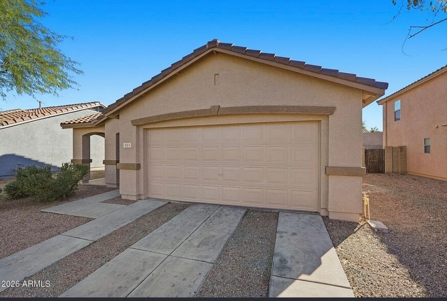 Building Photo - 211 E Valley View Dr