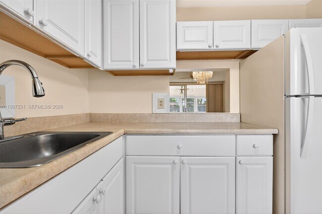 Building Photo - 5801 NW 62nd Ave