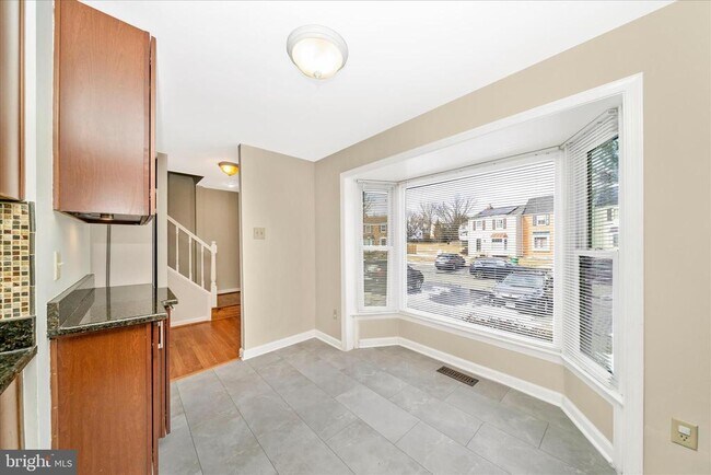 Building Photo - 106 Lamont Ln