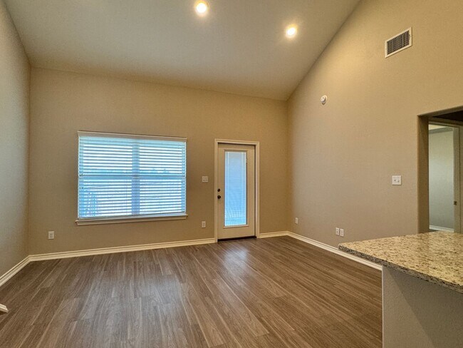 Building Photo - 14560 CR 2191
