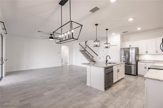 Building Photo - 14599 Cantabria Dr