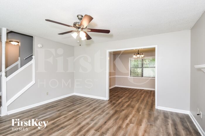 Building Photo - 5988 Bayside Dr NW