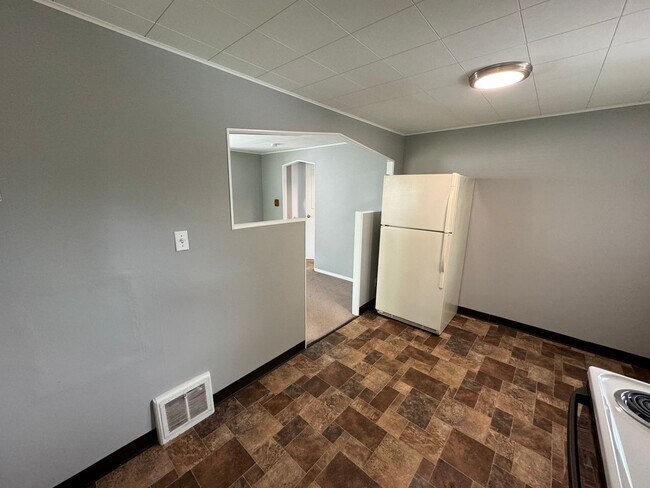 Building Photo - 517 Liberty St