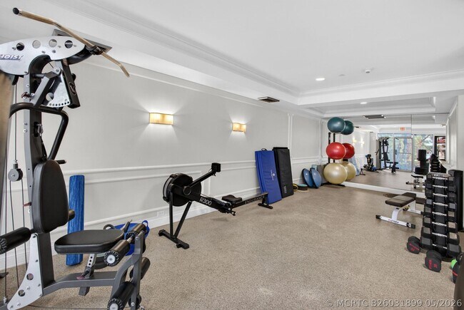 Building Photo - 1801 S Flagler Dr
