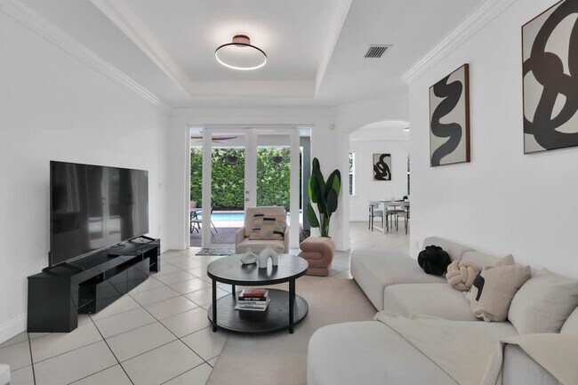 Building Photo - 15270 SW 115th Terrace